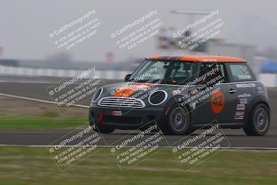 media/Jan-18-2026-CalClub SCCA (Sun) [[8bc6468723]]/Group 3 Race/Turn 1/